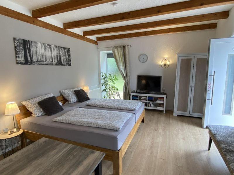 Grosses Doppelzimmer Mit Eigenem Bad Und Kuehlschrank, Frisch Saniert Friedrichskoog Dış mekan fotoğraf